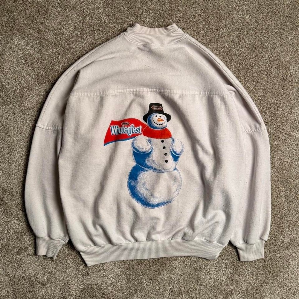VINTAGE‎ KRAFT WINTERFEST SWEATSHIRT